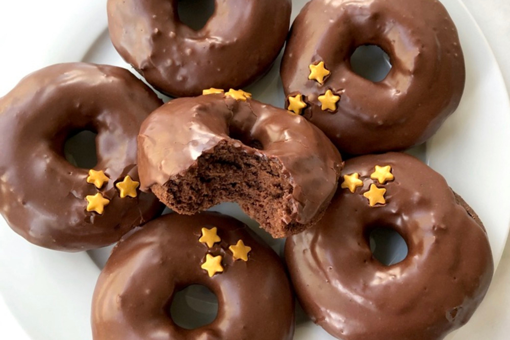 Gluten free chocolate donut recipe header