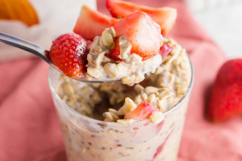 Simple Strawberry Overnight Oats