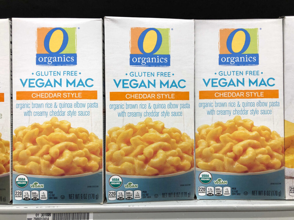 Picture of boxes of O Organics mac and cheese boxes found at safeway albertsons