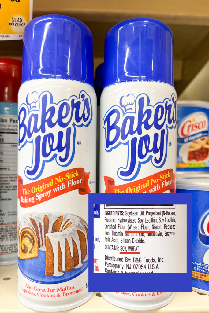 Baker's joy cooking spray contains wheat flour