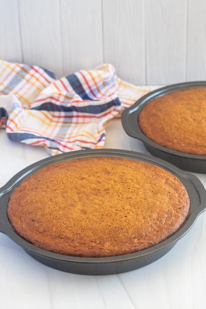 carrot cakes in 9" round pans