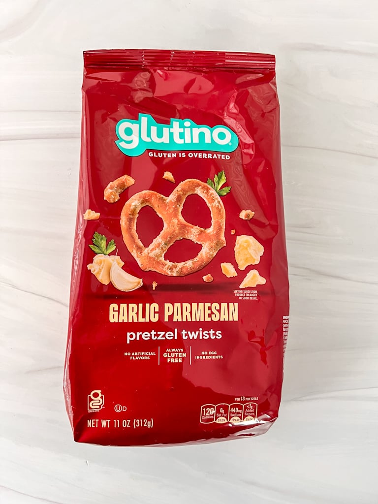 glutino garlic parmesan pretzel twists